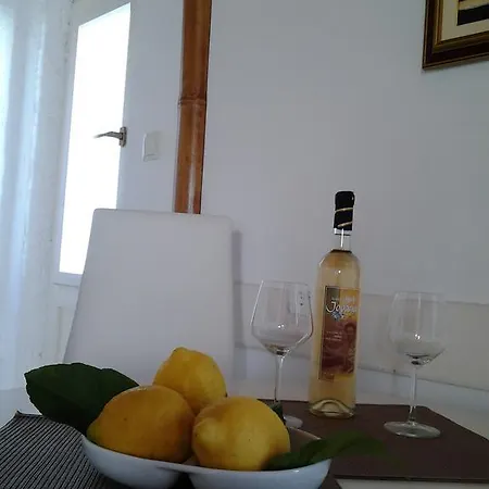 Mare * Hvar Town