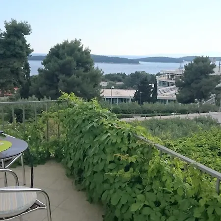 Apartment Mare Hvar Town